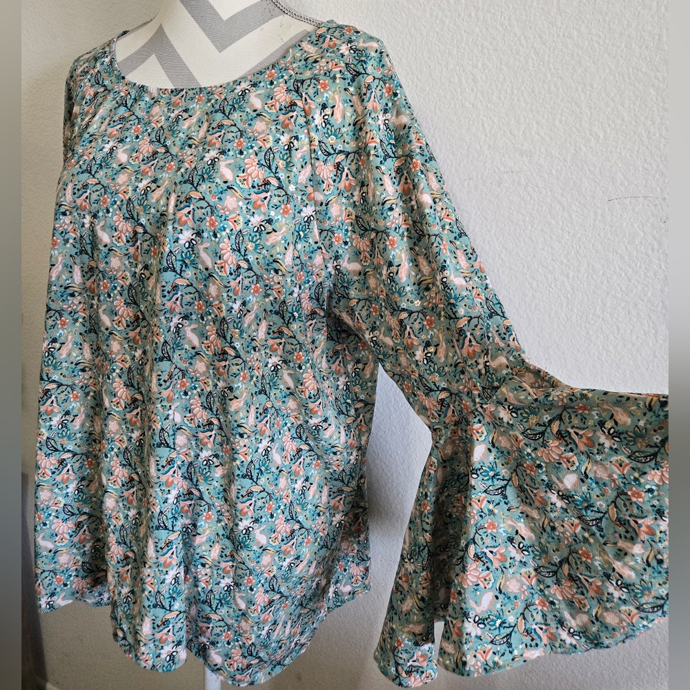 LC Lauren Conrad Sage Green Boho Blouse with Floral Spring Print Size XXL - Picture 4 of 14